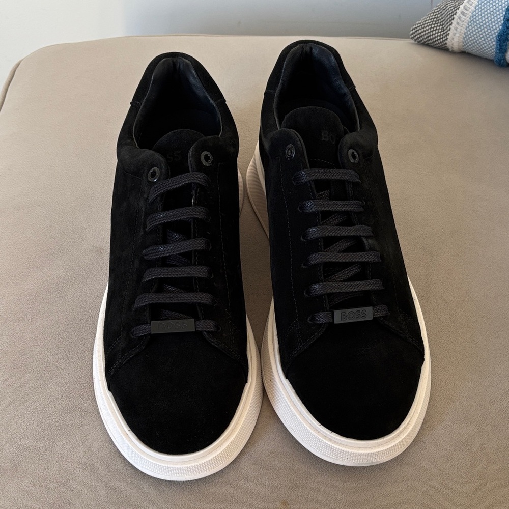 Boss Men's Black and White Sneakers - brand new / never worn